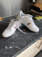 Witte sneakers Lacoste maat 39,5, Sports & Fitness, Football, Comme neuf, Enlèvement ou Envoi