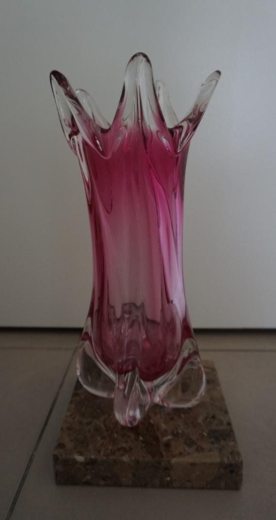 Vaas in Muranoglas met marmer onderstuk, Antiek en Kunst, Antiek | Vazen, Ophalen