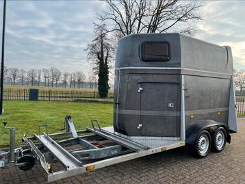 Degelijke Humbaur 2-paards koetsentrailer, Alu bodem! beschikbaar voor biedingen