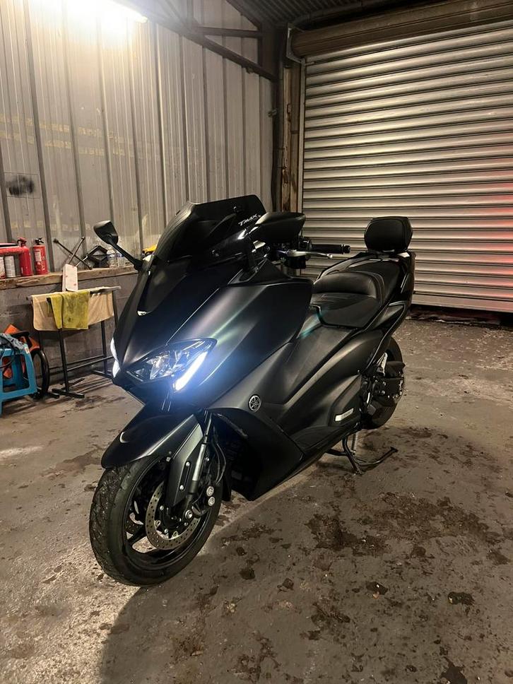 Yamaha T-Max 560 9900 km uit 2020, Motoren, Motoren | Yamaha, Bedrijf, Sport, Ophalen