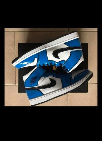 Maat VS 8,5 - EU 42,0

Jordan 1 Mid SE Signaal Blauw
DD6834  beschikbaar voor biedingen