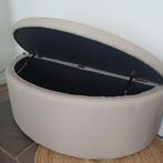 Beige, halfronde poef met opbergruimte, Huis en Inrichting, Zetels | Voetbanken en poefs, Ophalen