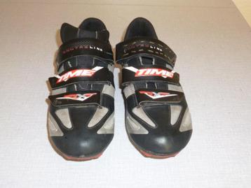 FIETSSCHOENEN TIME beschikbaar voor biedingen