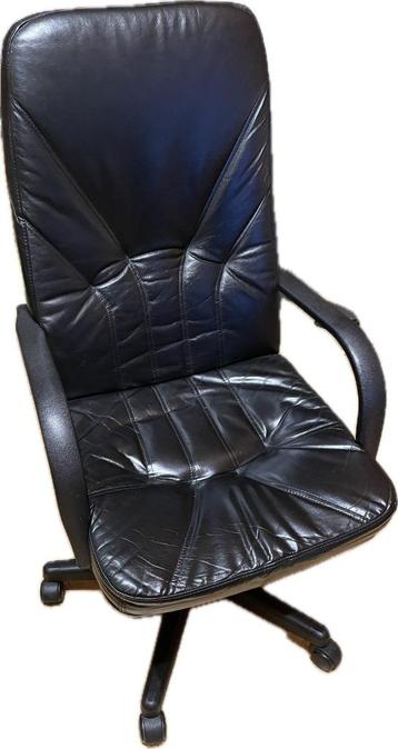 chaise de bureau à roulettes cuir noir