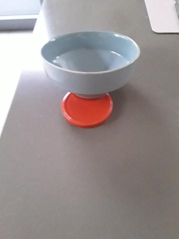 Ontbijtkommen beschikbaar voor biedingen