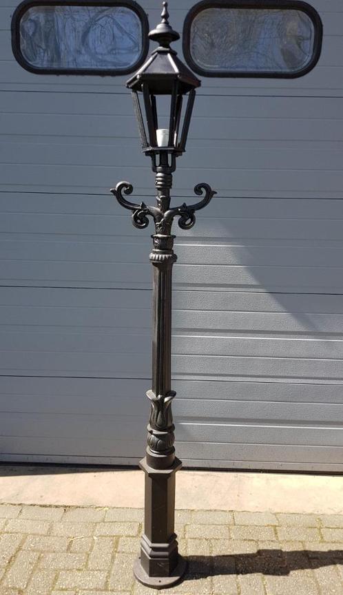 Nieuwe gietijzeren lantaarnpaal straatlantaarn tuinlantaarn, Antiek en Kunst, Antiek | Verlichting, Ophalen of Verzenden