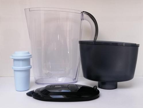 Tupperware « Water Pitcher » Filter + Houtskool - Promo, Huis en Inrichting, Keuken | Tupperware, Nieuw, Bak of Kom, Blauw, Ophalen of Verzenden