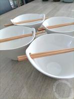 Aziatische ramen kommen met eetstokjes (set voor 4 personen), Huis en Inrichting, Ophalen of Verzenden, Zo goed als nieuw, Kom(men)