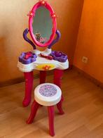 Table de maquillage et tabouret, Enfants & Bébés, Enlèvement, Utilisé