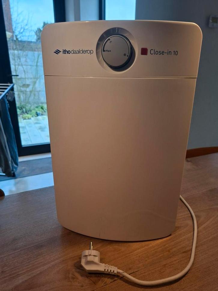 Itho Daalderop Close-in 10 keukenboiler - 10 liter, Doe-het-zelf en Bouw, Chauffageketels en Boilers, Gebruikt, Boiler, Minder dan 20 liter