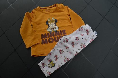 C&A Disney baby bloesje en broek minnie mouse met bloempjes, Kinderen en Baby's, Babykleding | Maat 74, Zo goed als nieuw, Meisje