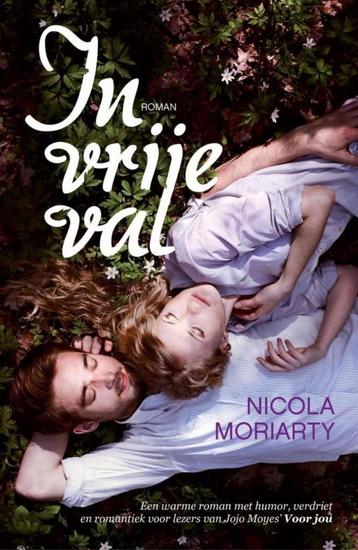 Te Koop Boek IN VRIJE VAL Nicola Moriarty, Nicola Moriarty, Enlèvement ou Envoi, Comme neuf, Reste du monde