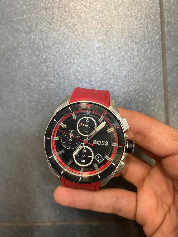 Montre Hugo Boss Volane – Chronographe Homme, Silicone Rouge, Handtassen en Accessoires, Horloges | Heren, Nieuw, Polshorloge