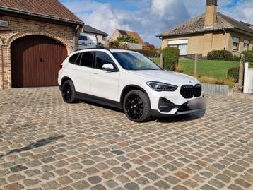 Bmw X1 xDrive25e full option, inclusief panoramisch opendak beschikbaar voor biedingen