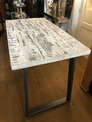 UNIEKE BARTAFEL eettafel massief hout - 92 hoog beschikbaar voor biedingen