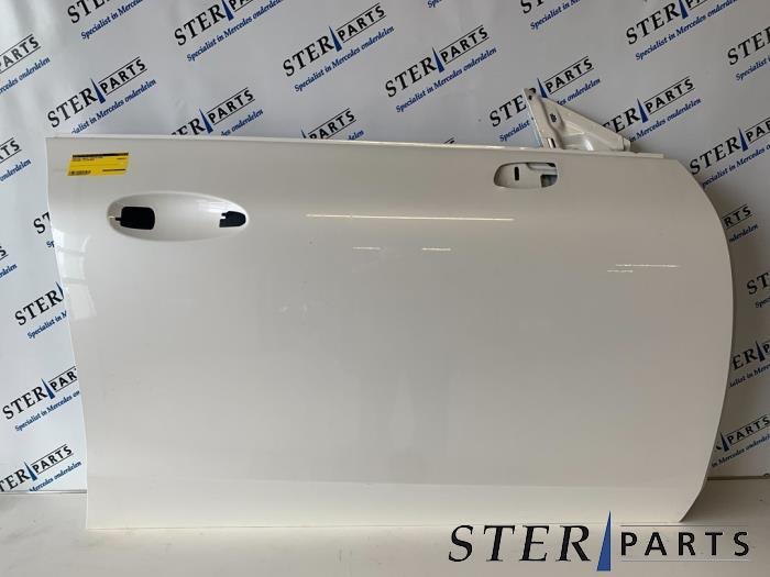 Portière 4portes avant droite d'un Mercedes CLS-Klasse, Autos : Pièces & Accessoires, Carrosserie & Tôlerie, Porte, Mercedes-Benz