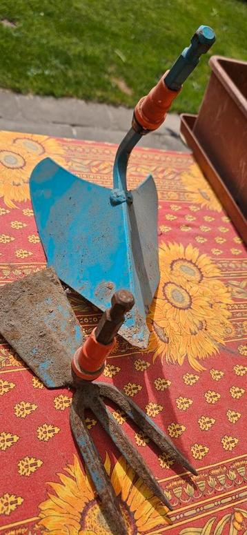 Outillage Gardena  beschikbaar voor biedingen