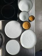 Borden set Cosy & trendy, Huis en Inrichting, Keuken | Servies, Ophalen, Zo goed als nieuw, Bord(en)