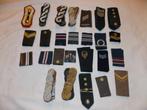lot de 26 paires d'épaulettes, Collections, Emblème ou Badge, Armée de terre, Enlèvement ou Envoi