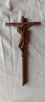 Metalen kruisbeeld 9x17x1,5, Antiek en Kunst, Ophalen of Verzenden