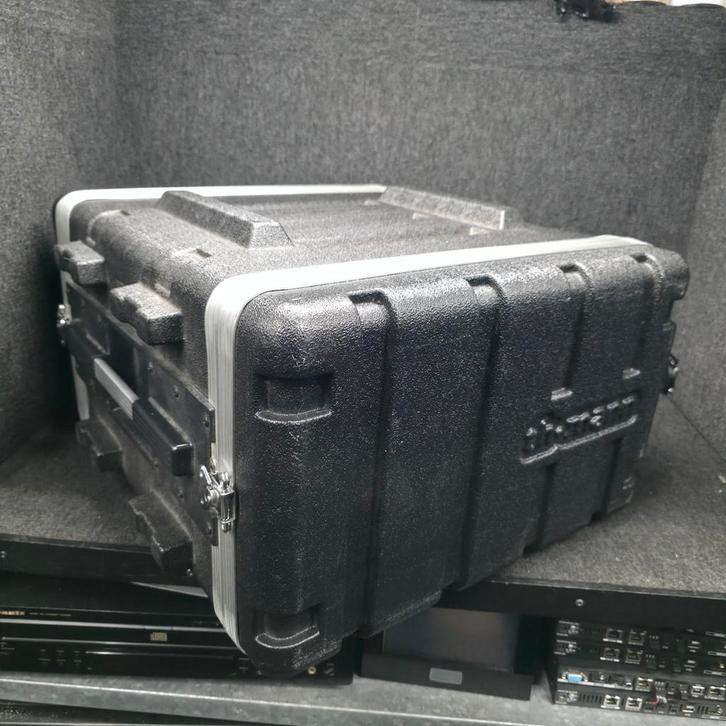 FLIGHTCASE net 6 U 19 pouces, Musique & Instruments, Boîtiers & Valises, Comme neuf, Flight case, Enlèvement ou Envoi