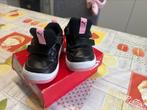Chaussures et sandale pour filles, Ophalen