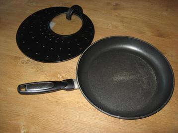 Grote Armatal Tefal Pan met Spatdeksel beschikbaar voor biedingen