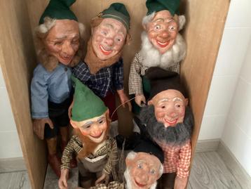 6 NOSTALGISCHE VINTAGE ,ANTIQUE KABOUTERS 1920-1930- HOUT beschikbaar voor biedingen