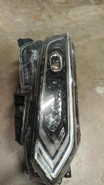 Koplamp Nissan Qashqai 2018 beschikbaar voor biedingen
