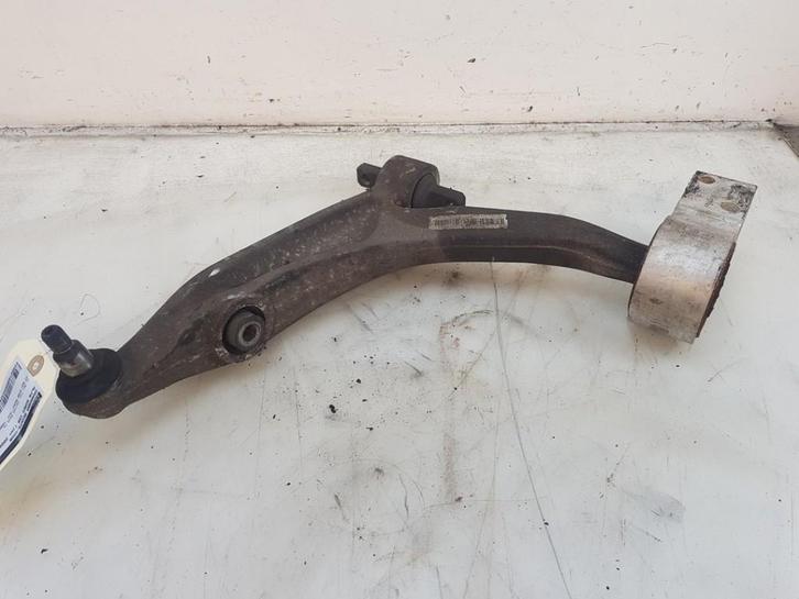 BRAS DE SUSPENSION AVANT DROIT (TRIANGLE) 159 (939AX), Autos : Pièces & Accessoires, Suspension & Châssis, Alfa Romeo, Utilisé