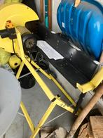 Zaagmachine voor hout te korten + ander werkmateriaal, Doe-het-zelf en Bouw, Gereedschap | Zaagmachines, Ophalen, Gebruikt, Afkortzaag