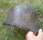 Prachtige M42 hkp64 helm origineel Duits wo2, Ophalen of Verzenden, Landmacht, Helm of Baret