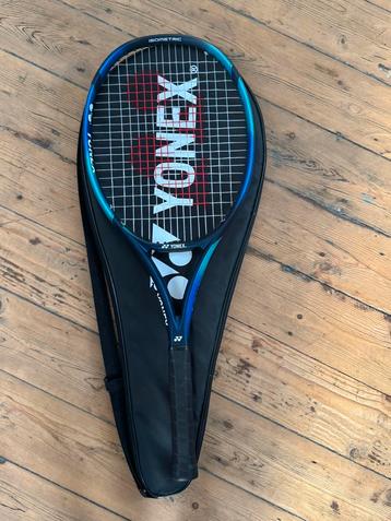 Yonex tennisracket  beschikbaar voor biedingen