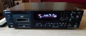 Sony DTC-A8 DAT Met Afstandsbediening  beschikbaar voor biedingen