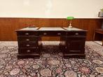 Klassiek Engels Chesterfield Bureau Partnerdesk, Antiek en Kunst, Antiek | Kantoor en Zakelijk, Ophalen of Verzenden