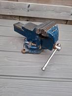 Étau d'établi en bon état, Bricolage & Construction, Enlèvement ou Envoi, Utilisé, Étau