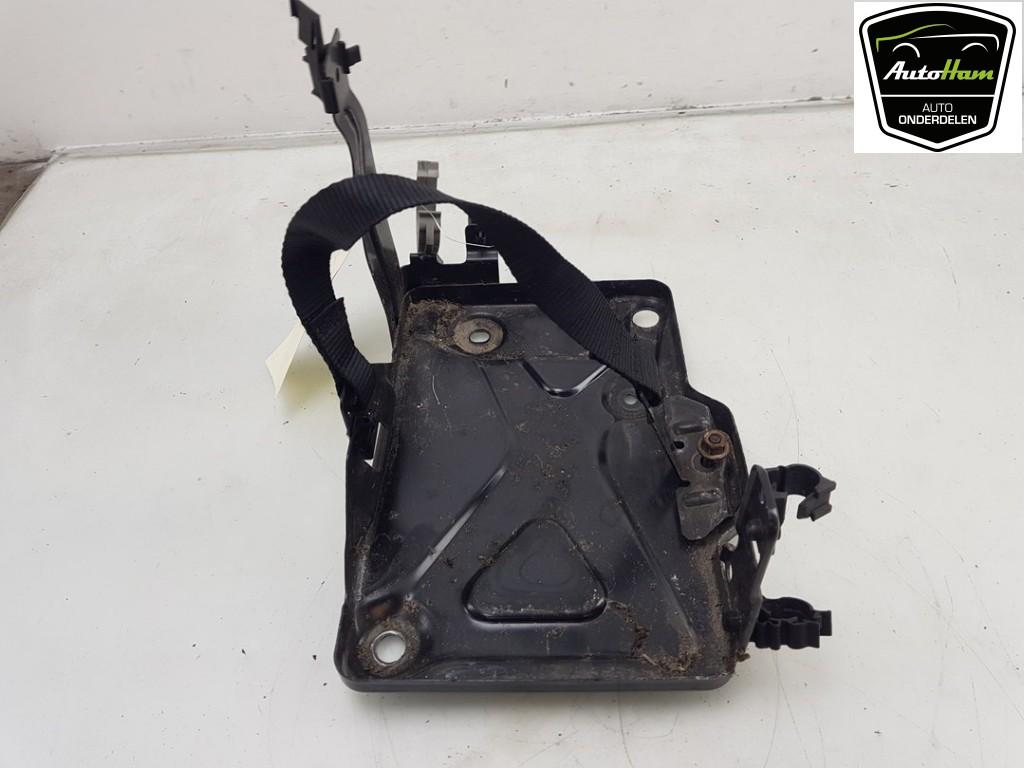 ACCUBAK Jeep Renegade (BU) (|51980357|52096813|), Auto-onderdelen, Accu's en Toebehoren, Jeep, Gebruikt