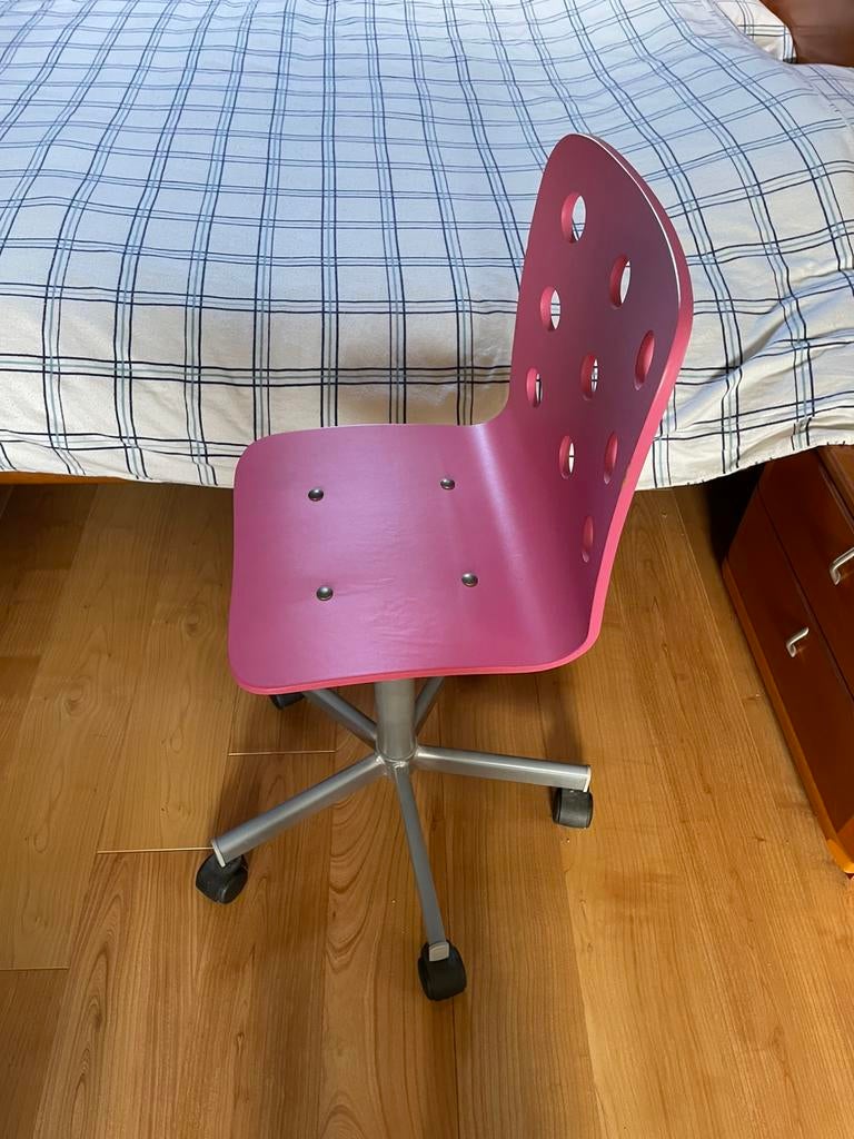 Bureaustoel kind roze of blauw, Ophalen, Zo goed als nieuw, Blauw, Bureaustoel