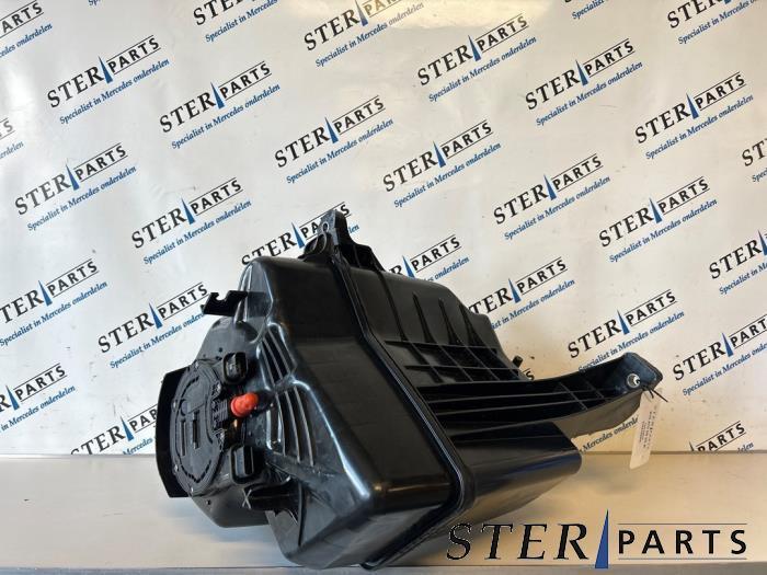 Réservoir Adblue d'un Mercedes Sprinter, Autos : Pièces & Accessoires, Systèmes à carburant, Mercedes-Benz, Utilisé, 12 mois de garantie