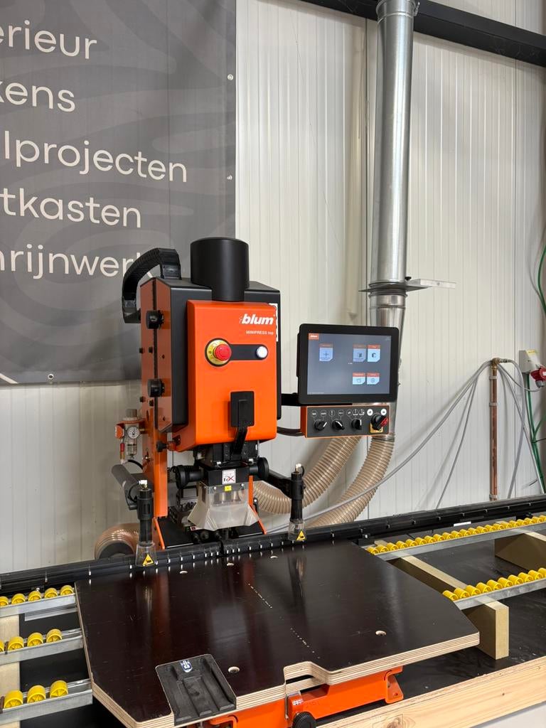 BLUM MINIPRESS TOP - EASYSTICK, Articles professionnels, Machines & Construction | Travail du bois, Enlèvement