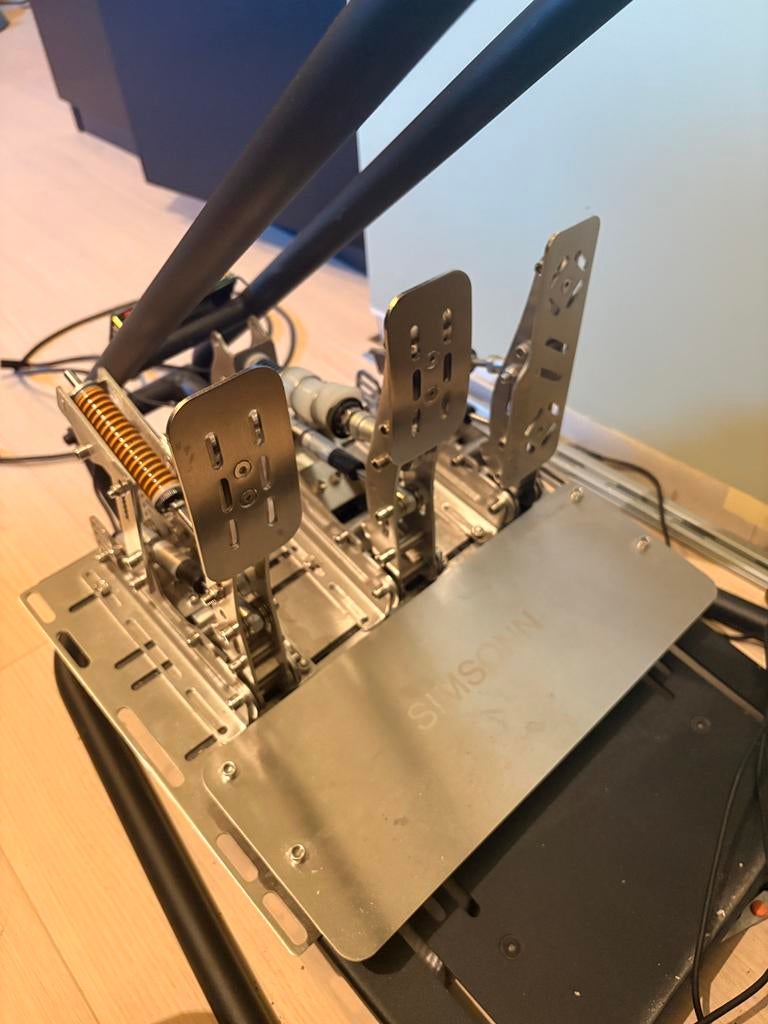 Simracing pedals, Consoles de jeu & Jeux vidéo, Jeux | PC, Enlèvement, Utilisé, Course et Pilotage