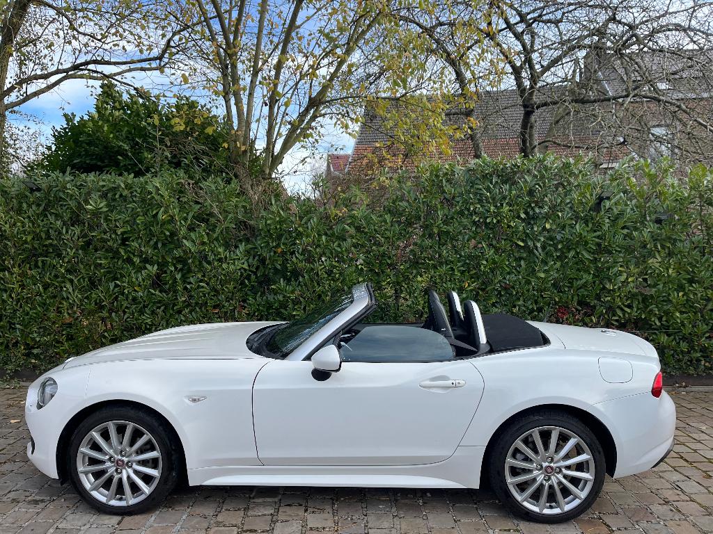 FIAT 124 SPIDER FUL OPTIONS AIRCO  CAMÉRA GPS, Cuir, Achat, Entreprise, USB