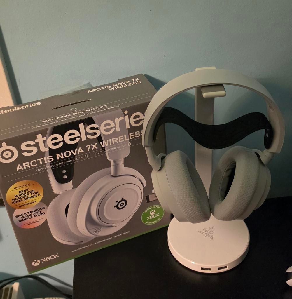 Steelseries Arctis Nova 7x, Ophalen