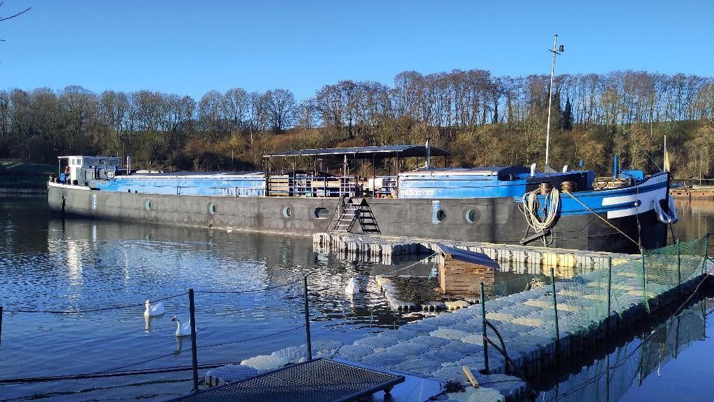 Péniche habitation, 120 m², Ittre, 3 pièces, Province du Brabant wallon