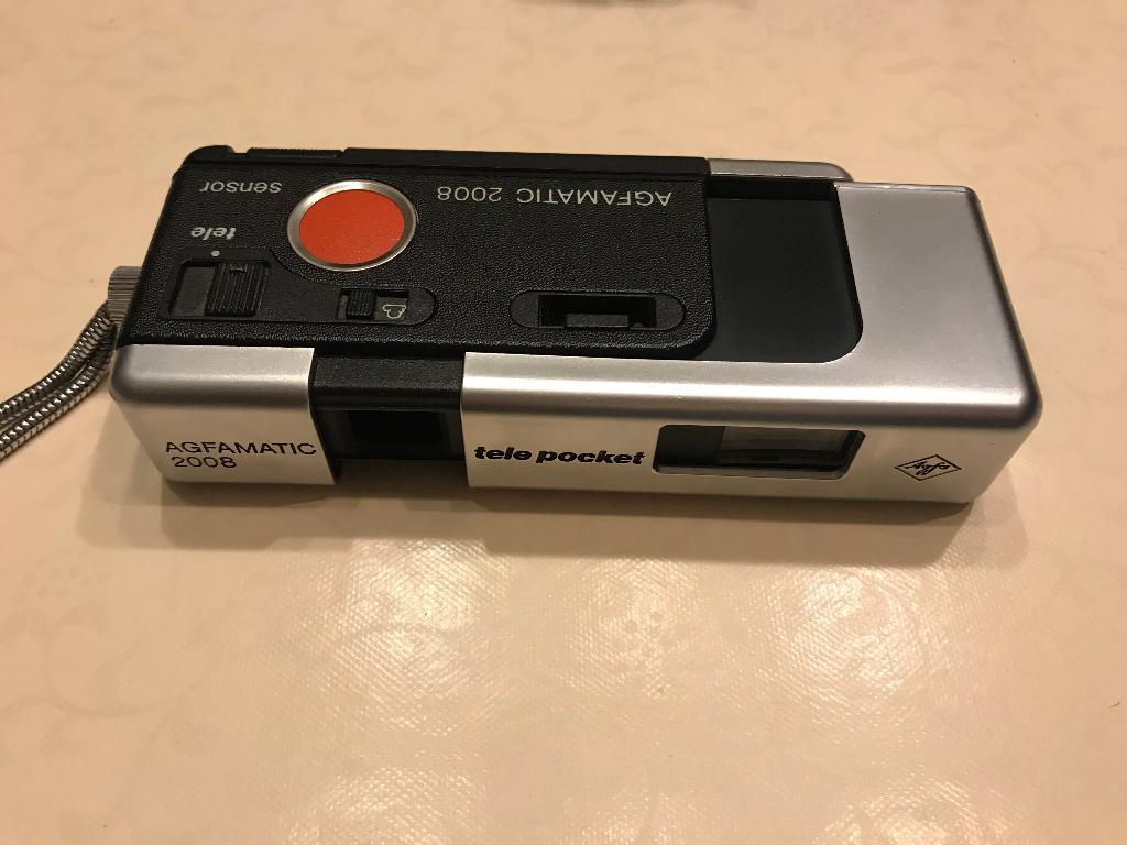 fototoestel Agfamatic 2008, TV, Hi-fi & Vidéo, Appareils photo analogiques, Enlèvement, Comme neuf, Compact, Autres Marques