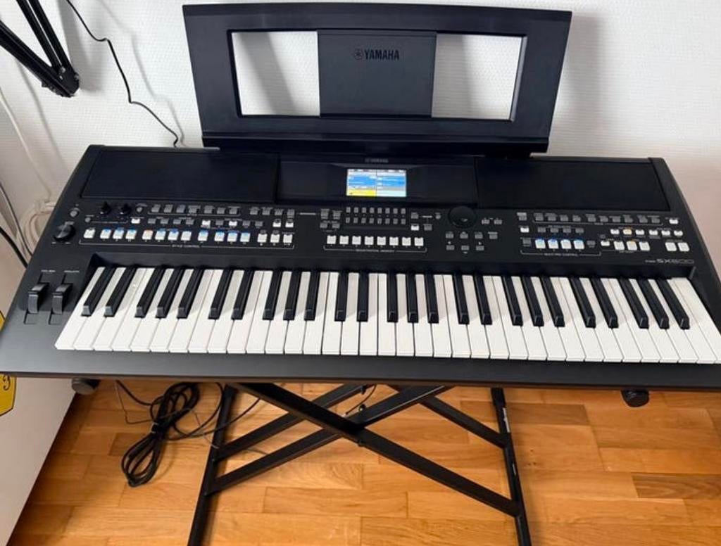 Clavier Yamaha PSR SX 600, Enlèvement, Comme neuf, Yamaha