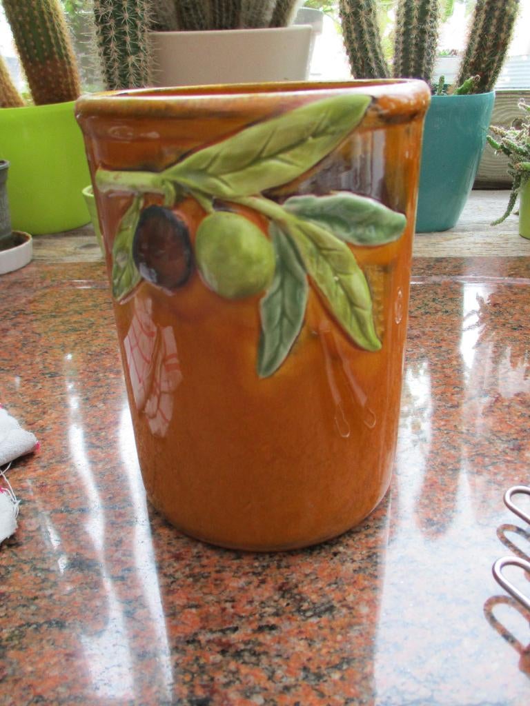 nieuwe wijnkoeler met opliggende olijven, Maison & Meubles, Cuisine | Vaisselle, Neuf, Enlèvement ou Envoi, Céramique, Autres types