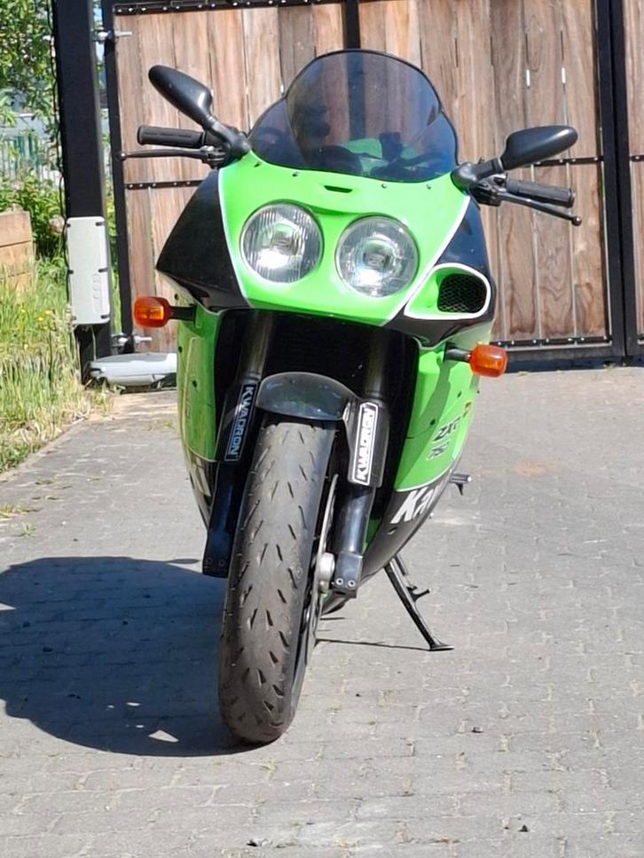 Kawasaki zxr 750 bj 1993, Motos, Motos | Oldtimers & Ancêtres, Enduro, Enlèvement