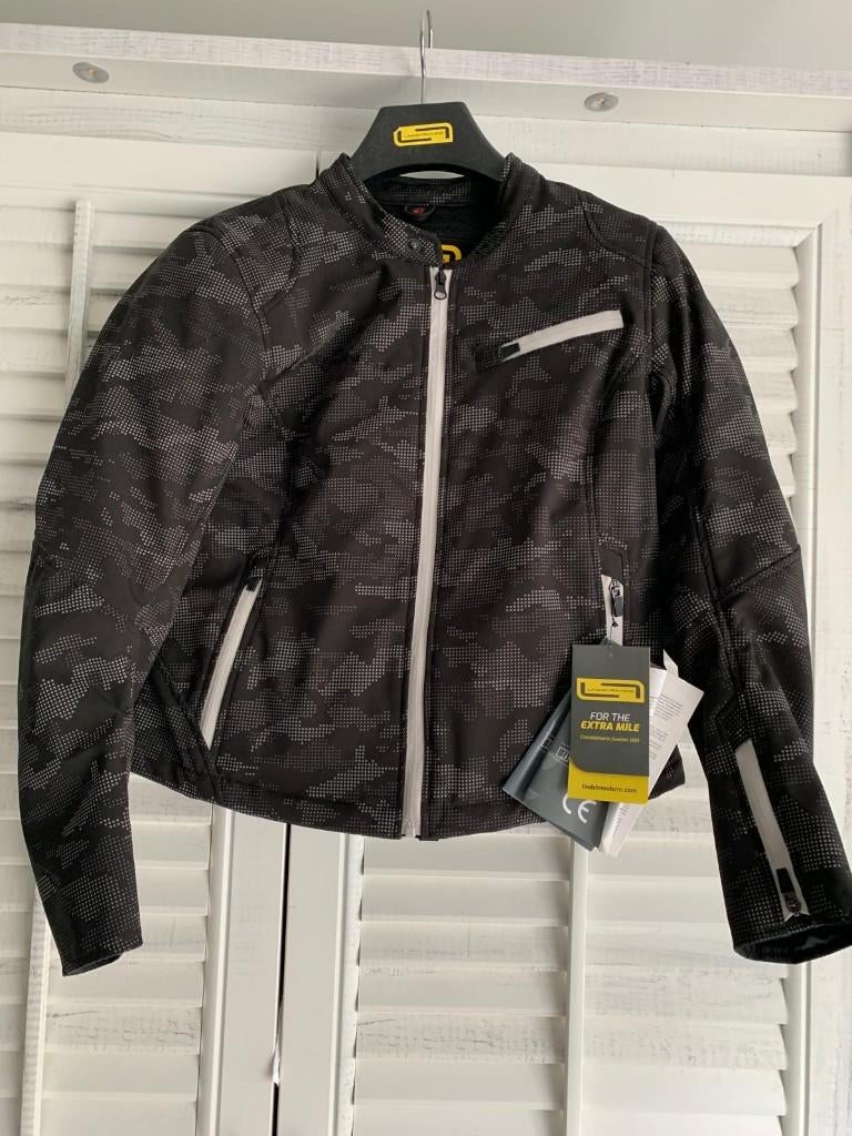 Veste de moto Halvarssons Fryken pour femme, Manteau | tissu, Femmes, Halvarssons, Enlèvement