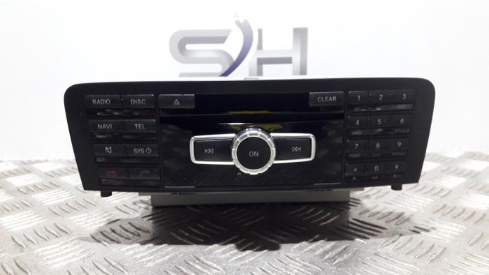 Système navigation d'un Mercedes A-Klasse, Autos : Pièces & Accessoires, Électronique & Câbles, Mercedes-Benz, Utilisé, 3 mois de garantie